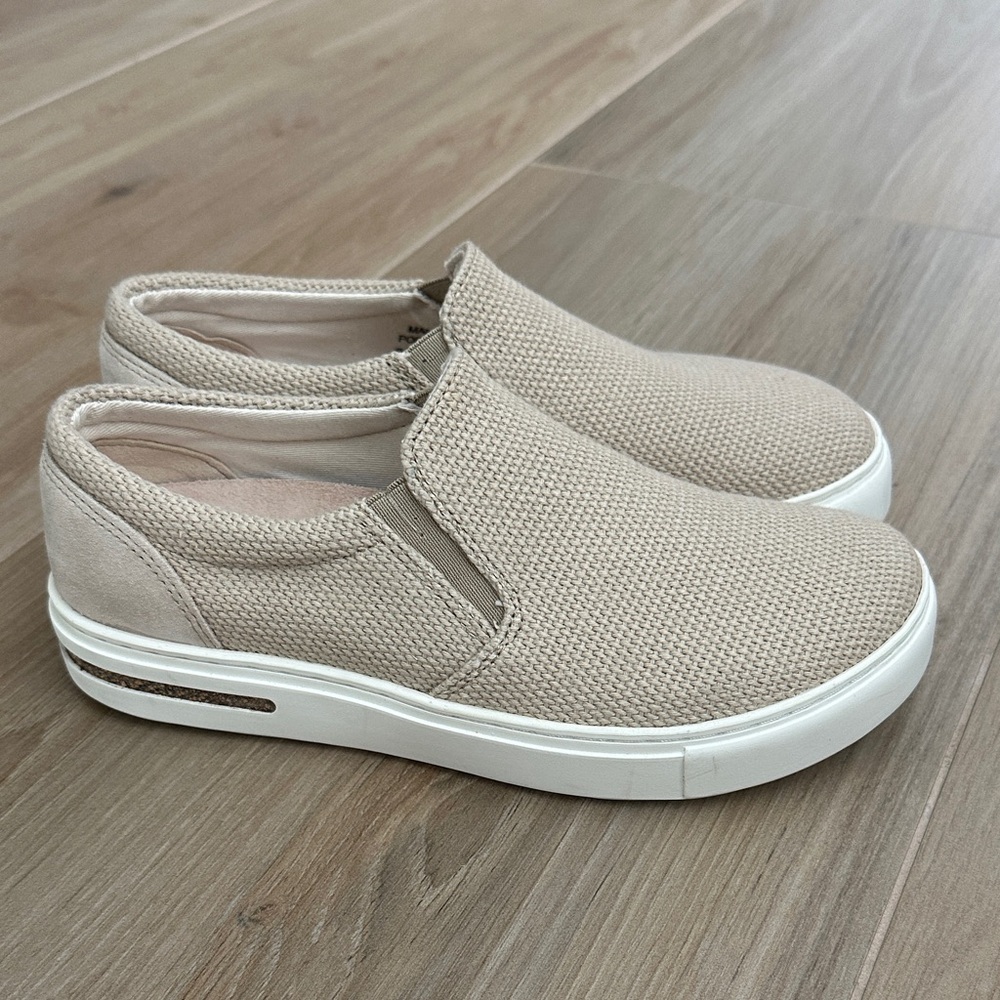 Birkenstock Oswego Canvas Shoes size 5.5